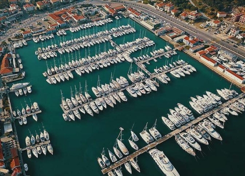 Çeşme - Alaçatı Turu